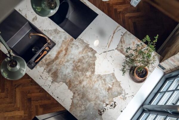 Kök inredning design garderober bänkskivor arkitekt stockholm platsbyggt måttanpassat italienskt renovering projektledning studio inredare hållbart material trä