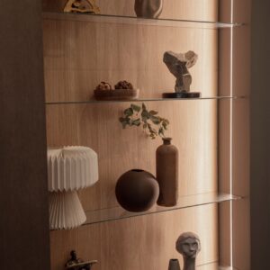 Showroom platsbyggd förvaring