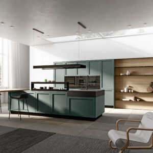 Miljöbild på kök med ramlucka i mossgrön nyans.