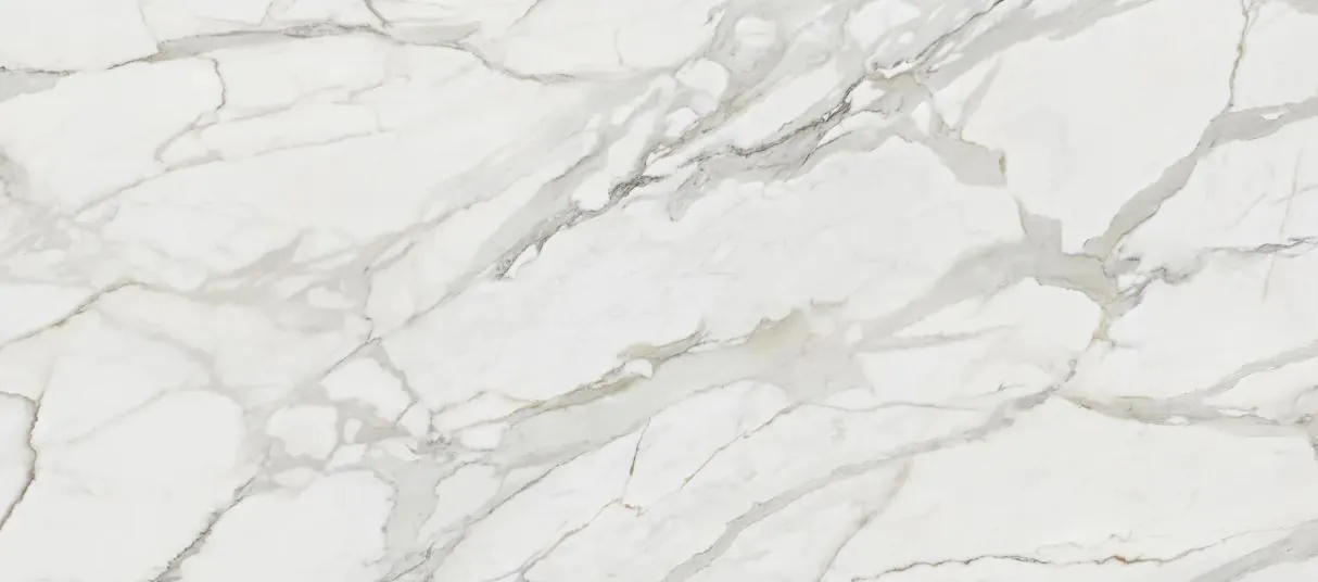 Produktbild på keramisk sten i dekton från cosentino. Vit marmorliknande med grå ådring.